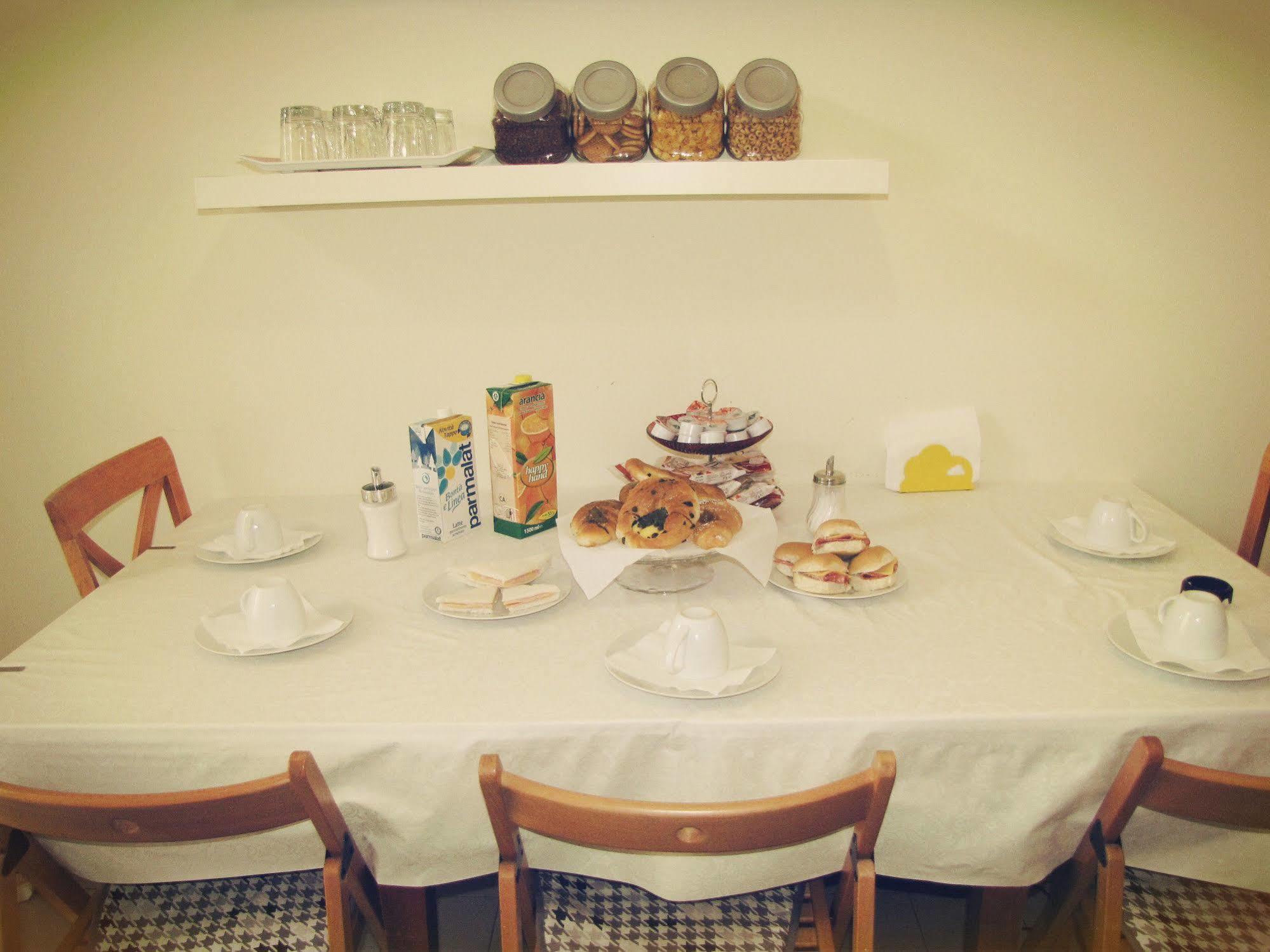 Claudia House Roma Termini Bed and Breakfast Eksteriør billede